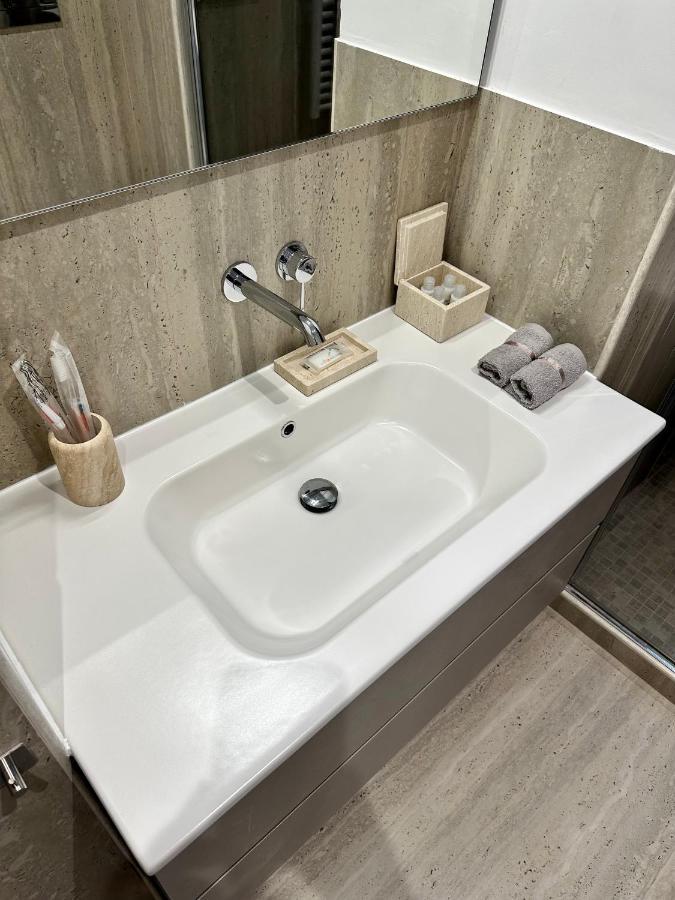 Casa Cibrario - Vicino Porta Susa F.S. Торино Екстериор снимка